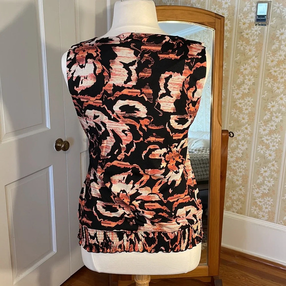 🌺 Style and Co sleeveless floral Size L 🌺 - Picture 5 of 8